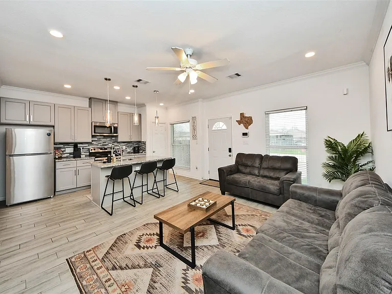 7980 Ethel St #B — Photo 8