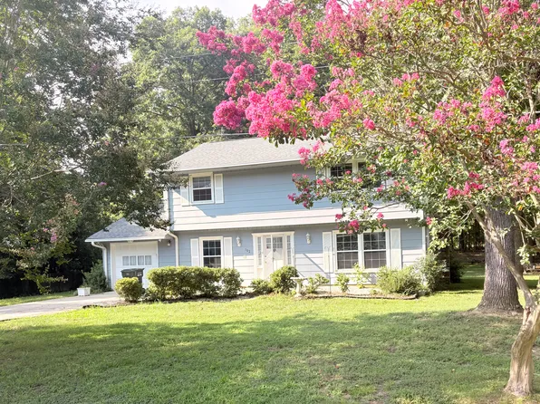 102 Plantation Dr, Williamsburg, VA 23185