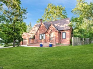 342 W Northfield Rd, Livingston, NJ 07039