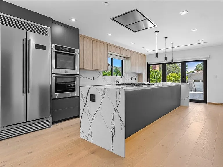 514 W Washington Blvd — Photo 7