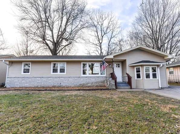 2129 N Kentwood Avenue, Springfield, MO 65803