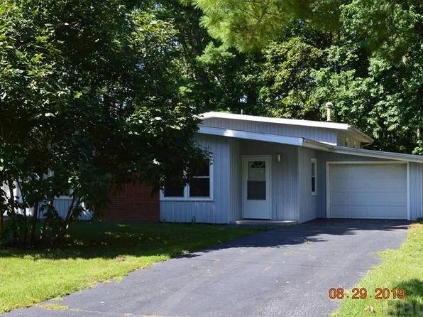 3510-12 Springlake Dr, Findlay, OH 45840