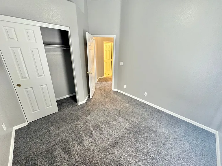 8316 Donatello Ct — Photo 16