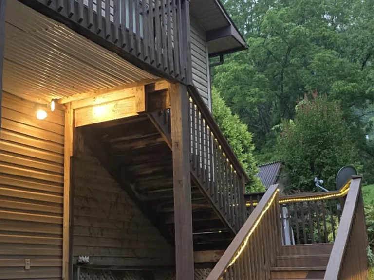 Pondview Dr — Photo 2