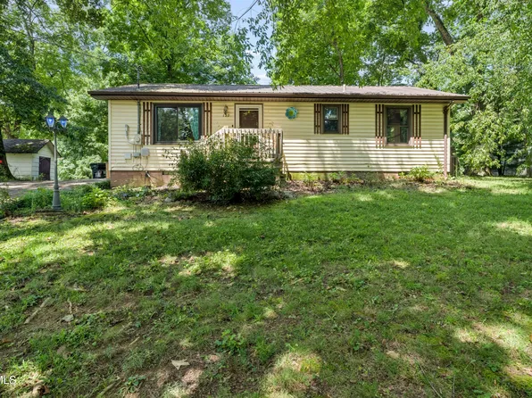 127 Hallborough Dr, Jonesborough, TN 37659