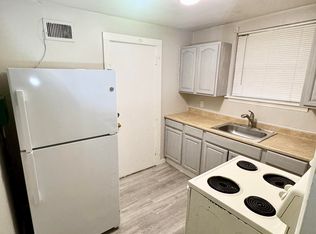 107 School St APT 2, Springfield, MA 01105