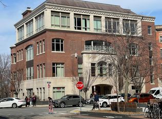 213 Bay State Rd #301, Boston, MA 02215