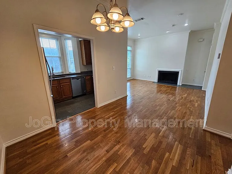 4106 Newton Ave #102 — Photo 5