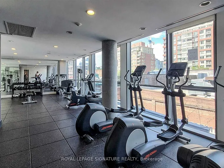 390 Cherry St #3305 — Photo 36