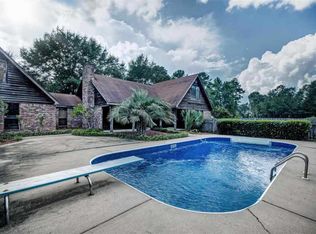 914 Main St S, Mendenhall, MS 39114