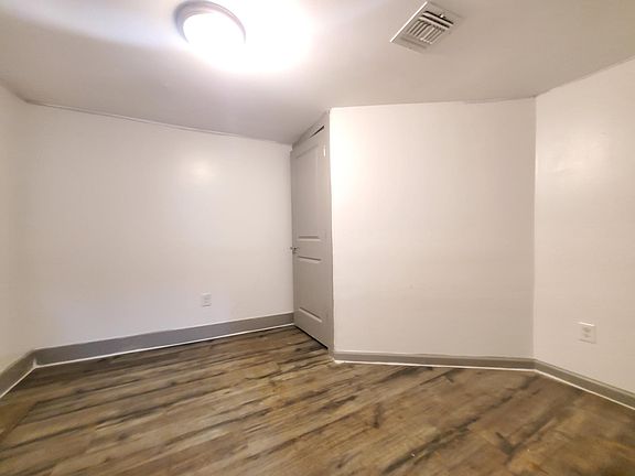 2nd image of 157 Virginia Ave #2