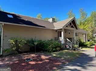 2547 Upper Bell Creek Rd, Hiawassee, GA 30546