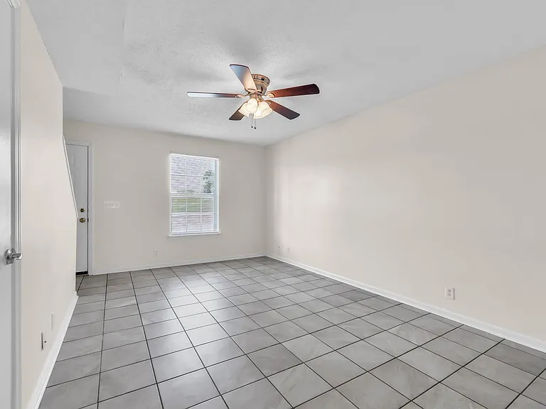 2451 W Wilson Rd — Photo 4