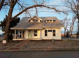 1301 N Poplar St, Eureka, KS 67045