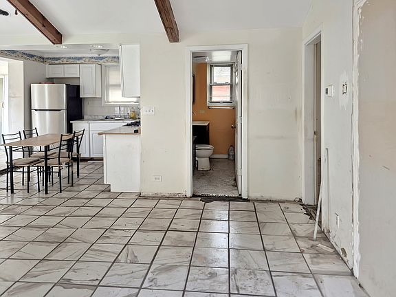 3rd image of 21643 W Cedar Ave