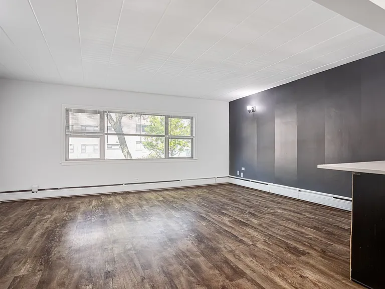 6007 N Kenmore Ave — Photo 24