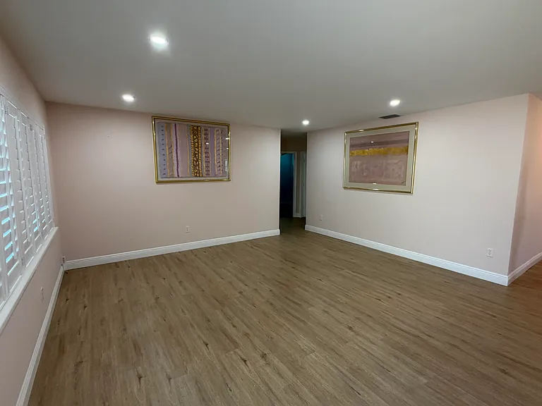 4733 Bison St — Photo 3