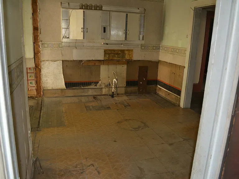 837 Kentucky Ave SW — Photo 10