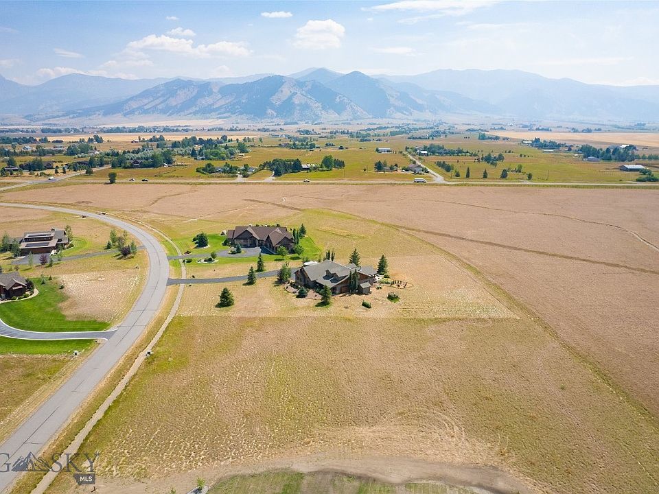 1st image of 58 Farmland Xing