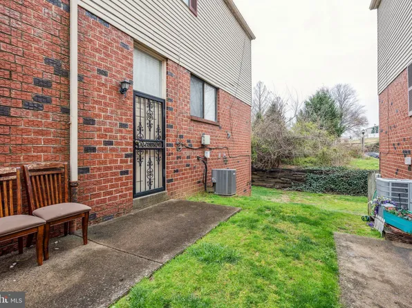 1731 Rachael St #B, Philadelphia, PA 19115