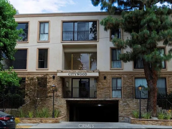 15344 Weddington St Unit 204, Van Nuys, CA 91411