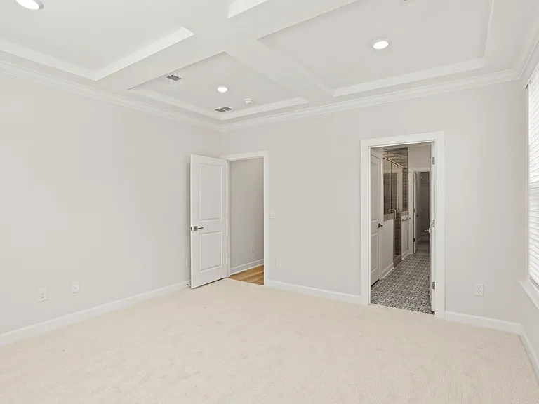 7043 New Horizons Ln — Photo 28