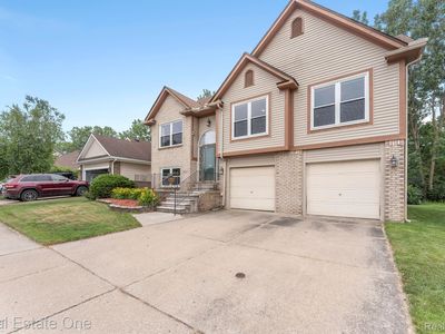 24753 Jason Dr, Flat Rock, MI, 48134