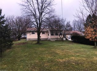 7005 W Law Rd, Valley City, OH 44280