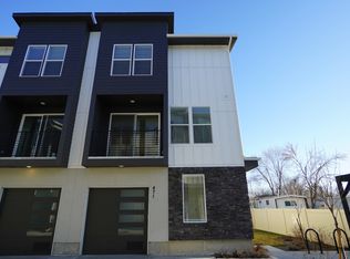 471 E Violets Cove Ln, Garden City, ID 83714