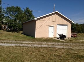 2nd image of 19042 Westfield Rd