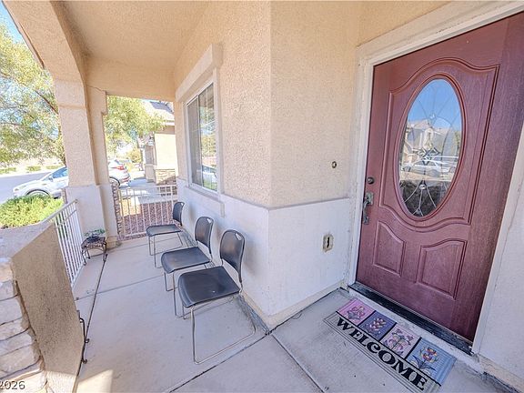 3rd image of 6074 Darnley St