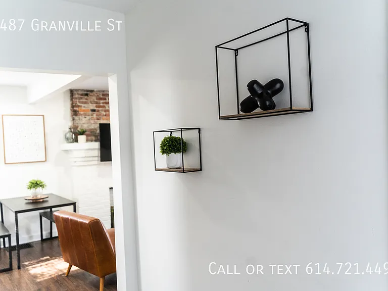 1487 Granville St — Photo 31