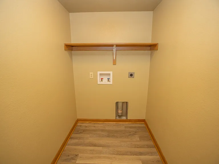 1015 Madison St #G — Photo 13