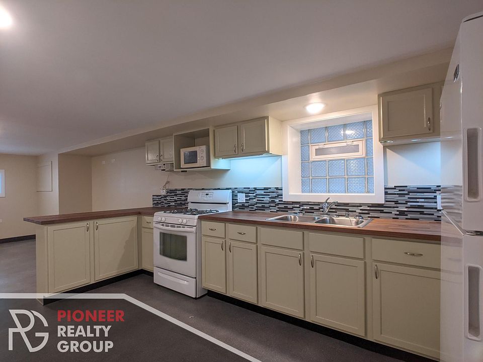 1st image of 5650 N Spaulding Ave #G