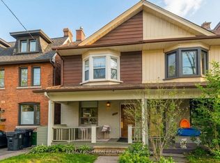 1047 Davenport Rd, Toronto, ON M6G2C2