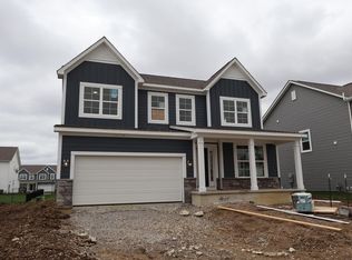 69 Banyan Dr, Lewis Center, OH