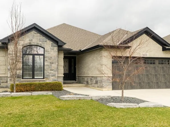 300 Lexington Blvd, Saint Clair, ON N0N 1G0