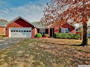 113 Claytor Ln, Madison, AL 35758