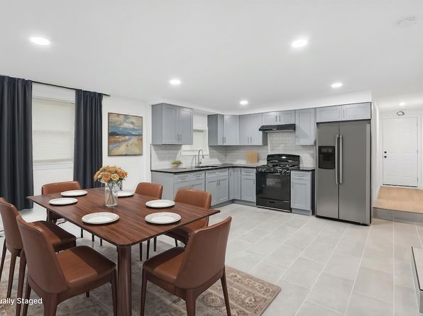 8 Stonecrest Dr #2