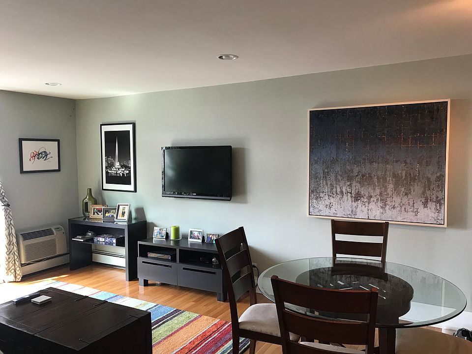 1st image of 3900 N Pine Grove Ave APT 602