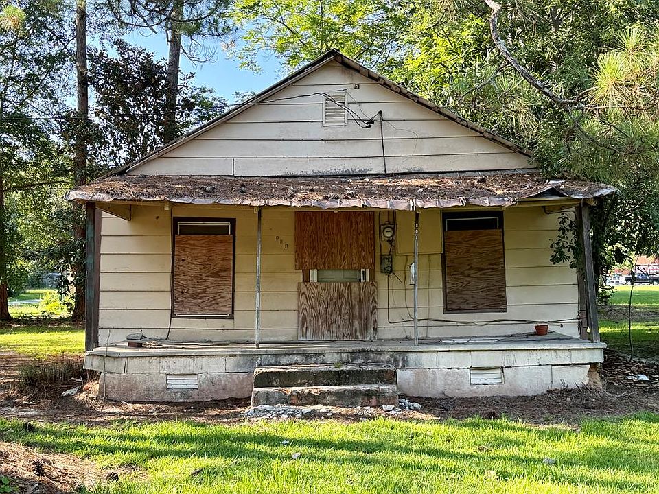 1st image of 804 E Ohoopee St