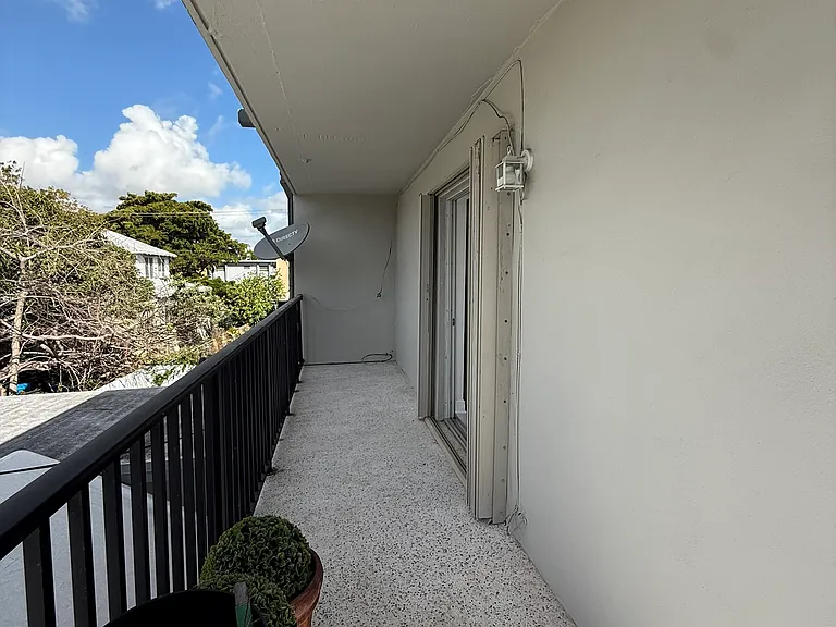 420 SW 14th Ave #1A — Photo 10
