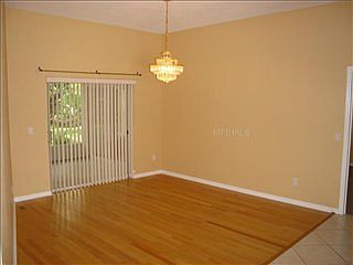 5th image of 2424 Turnberry Dr