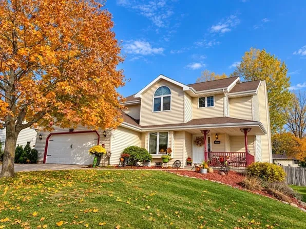 565 Russell Dr, Ripon, WI 54971