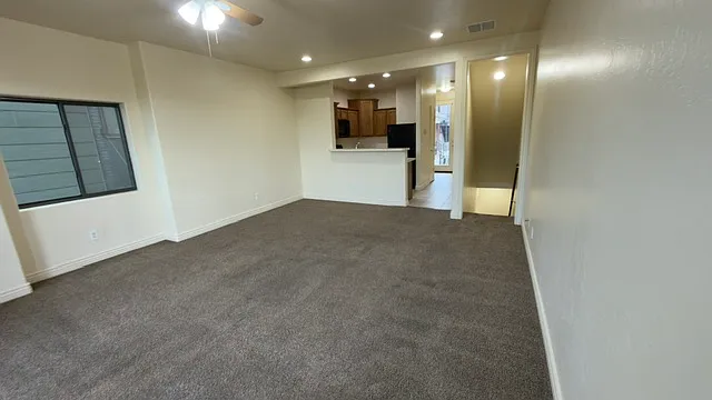 1238 E Jen Dr — Photo 9