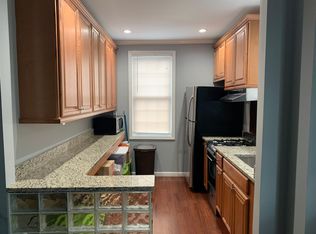 8 Creek Rd, Huntington, NY 11743