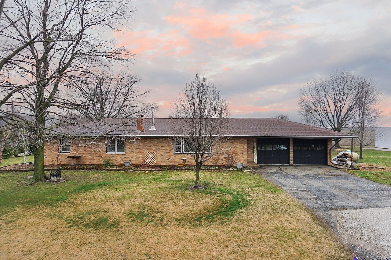 3379 N 1775 East Rd, Heyworth, IL 61745 Zillow