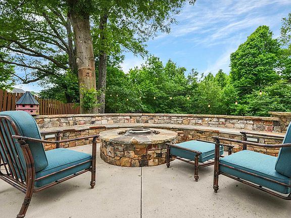 4th image of 205 Placid Forest Ct