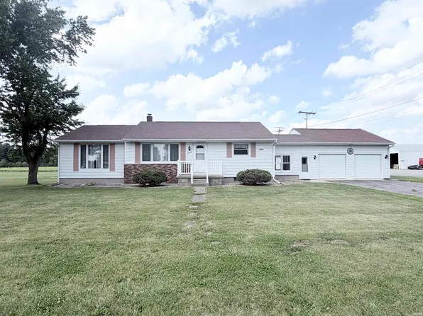 32515 Underwood Dr, Walkerton, IN 46574
