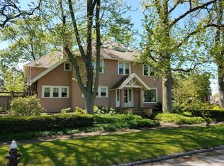 2164 Concord Dr, Lakewood, OH 44107
